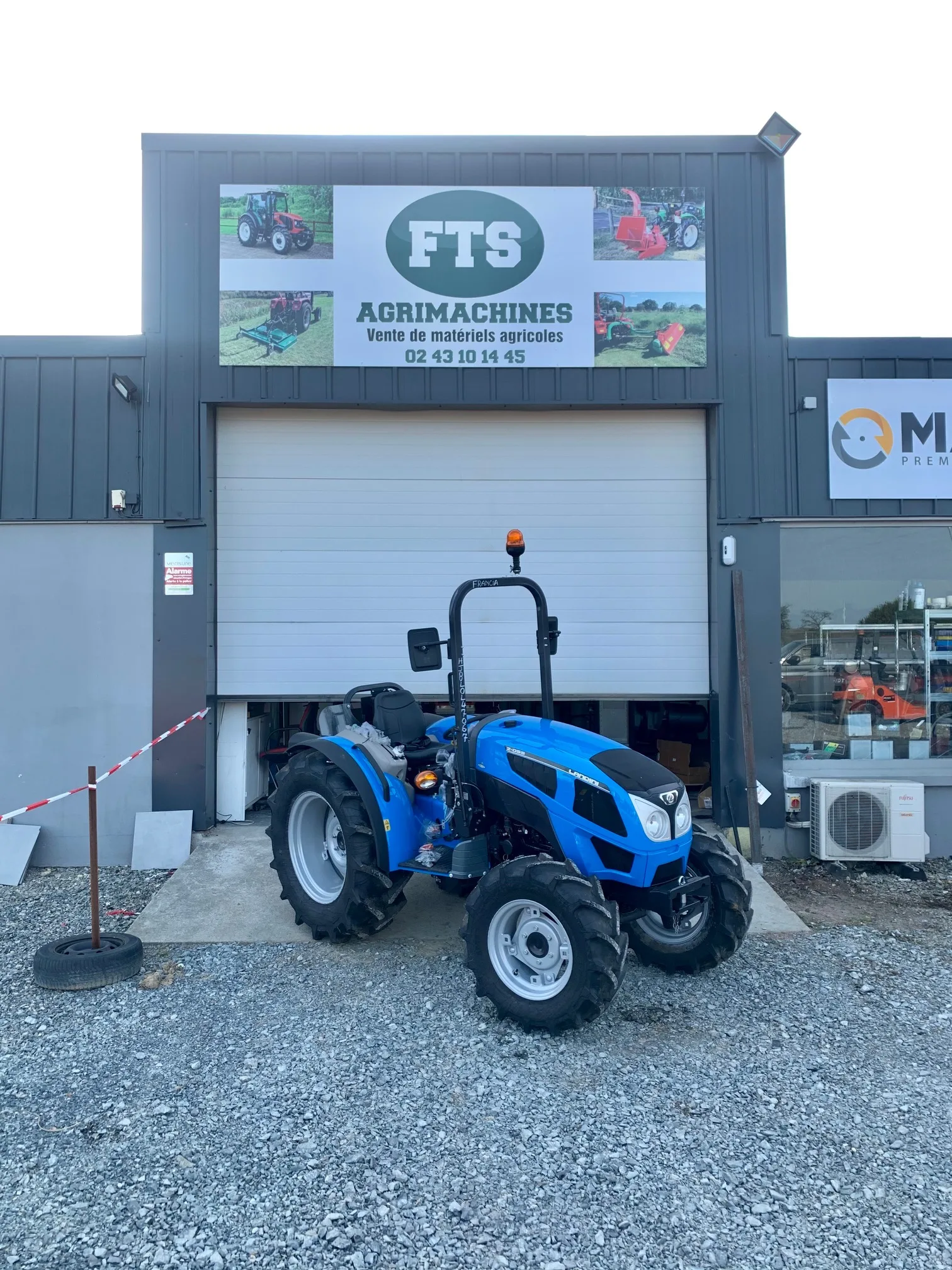 tracteurs neufs disponibles chez FTS Agrimachines à Entrammes (53)