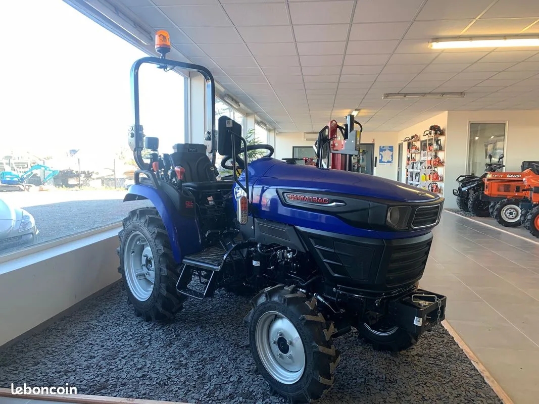FARMTRAC 20 CV 4RM, tracteurs neufs chez FTS Agrimachines à Entrammes