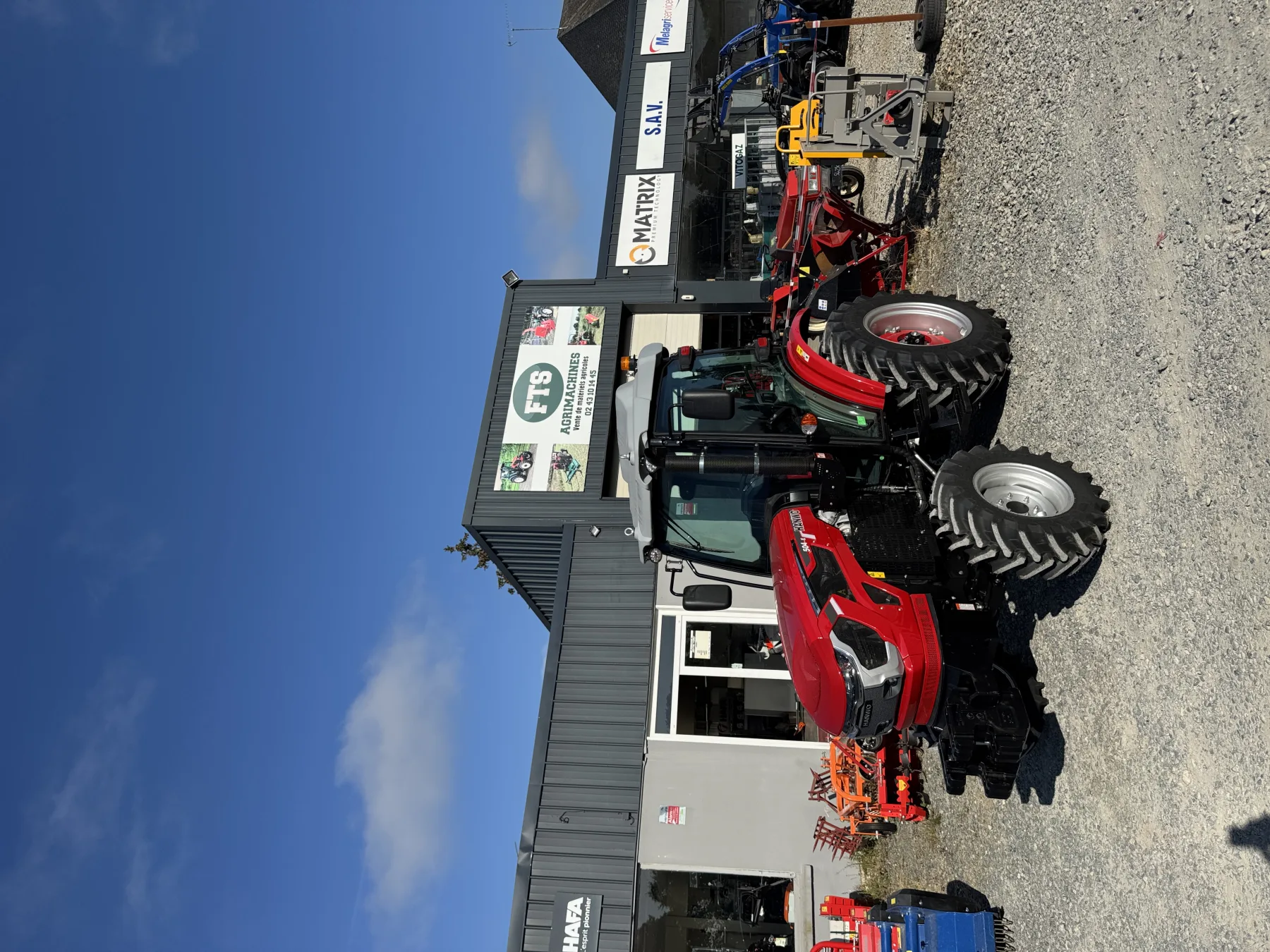 HANWO 50 CV Cabine , 504C, tracteurs neufs chez FTS Agrimachines à Entrammes