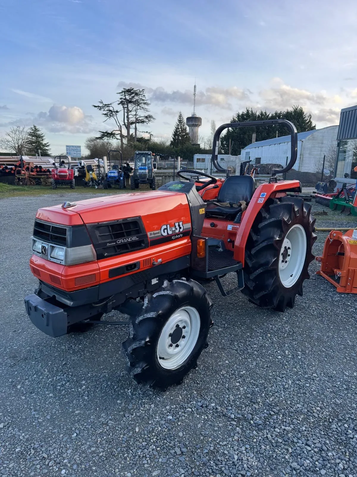 Kubota GL-33 Grandel 4RM, vendu par FTS Agrimachines à Entrammes (53)